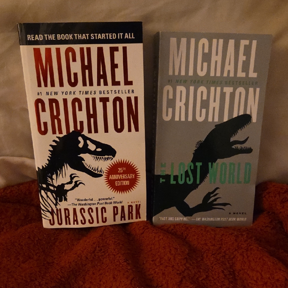 Jurassic Park & The Lost World By Michael Crichton